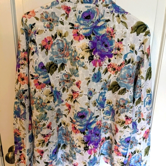 Draper & Damon's eyelet jacket - Picture 3 of 6